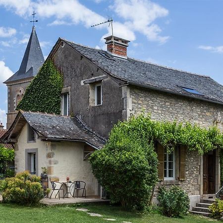 La Maison De Louna Bed & Breakfast Salles-Courbaties Exterior photo